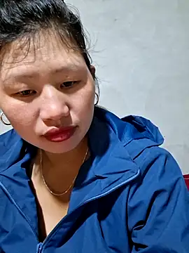 Snapshot of diamond-- chatting on October 24, 2025, 12:52 am diamond-- online show from October 24, 2025, 12:52 am