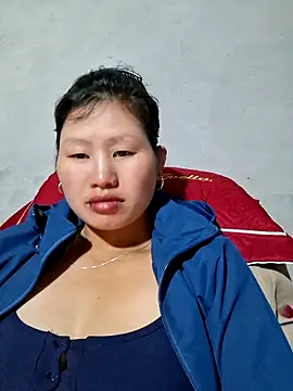 Snapshot of diamond-- chatting on October 24, 2025, 12:56 pm diamond-- online show from October 24, 2025, 12:56 pm