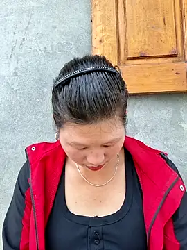 Snapshot of diamond-- chatting on October 29, 2025, 7:21 am diamond-- online show from October 29, 2025, 7:21 am