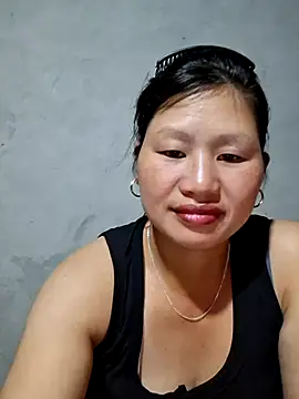 Snapshot of diamond-- chatting on October 30, 2025, 1:12 pm diamond-- online show from October 30, 2025, 1:12 pm