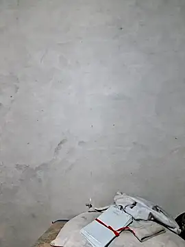 Snapshot of diamond-- chatting on October 31, 2025, 9:32 am diamond-- online show from October 31, 2025, 9:32 am