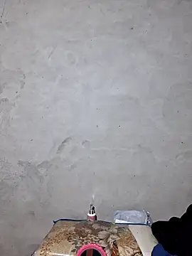 Snapshot of diamond-- chatting on November 1, 2025, 1:35 pm diamond-- online show from November 1, 2025, 1:35 pm