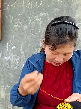 Snapshot of diamond-- chatting on November 2, 2025, 1:41 am diamond-- online show from November 2, 2025, 1:41 am