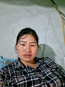 diamond-- online show from August 3, 2026, 3:49 am