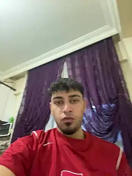 astoperaa online show from March 18, 2026, 3:59 pm