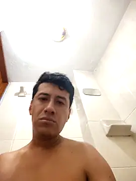 Carlos27hot online show from October 24, 2025, 4:36 pm