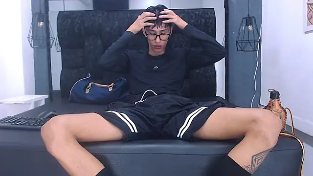 Snapshot of Daniel_delux_ chatting on October 12, 2025, 11:20 am Daniel delux online show from October 12, 2025, 11:20 am