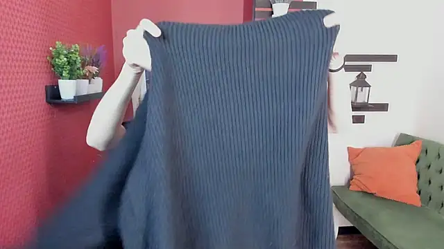 Snapshot of ChloeValentinee chatting on October 2, 2025, 10:44 am ChloeValentinee online show from October 2, 2025, 10:44 am