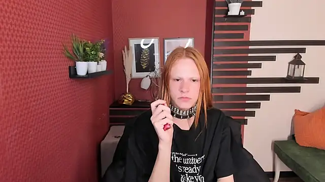 Snapshot of ChloeValentinee chatting on October 4, 2025, 10:57 am ChloeValentinee online show from October 4, 2025, 10:57 am