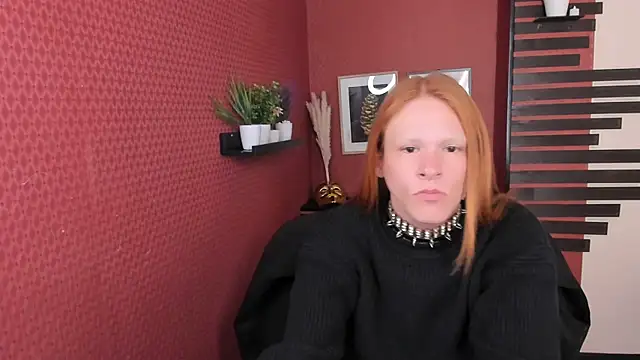 Snapshot of ChloeValentinee chatting on October 7, 2025, 9:39 am ChloeValentinee online show from October 7, 2025, 9:39 am