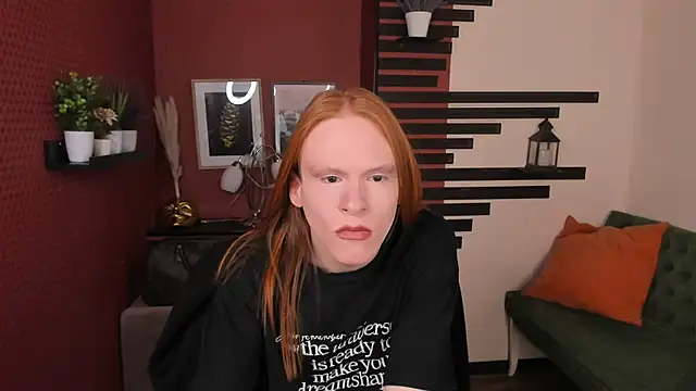 Snapshot of ChloeValentinee chatting on October 15, 2025, 11:32 am ChloeValentinee online show from October 15, 2025, 11:32 am