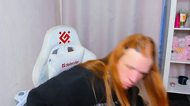 Snapshot of ChloeValentinee chatting on February 28, 2026, 2:18 pm ChloeValentinee online show from February 28, 2026, 2:18 pm