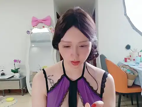 duoduo-8888 online show from September 24, 2025, 12:30 pm