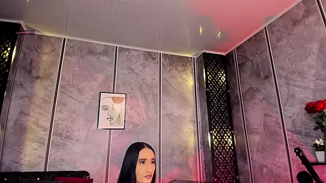 amaraa lewiis online show from November 15, 2025, 12:13 pm