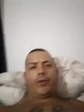 MaximoHall86 online show from November 7, 2025, 4:23 am