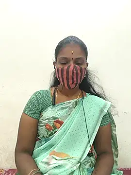 Snapshot of Tamil_Yalini12 chatting on September 30, 2025, 5:40 pm Tamil Yalini12 online show from September 30, 2025, 5:40 pm