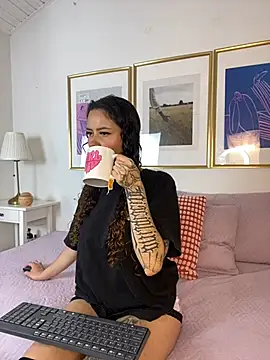 Camila Nyx online show from January 17, 2026, 10:09 am