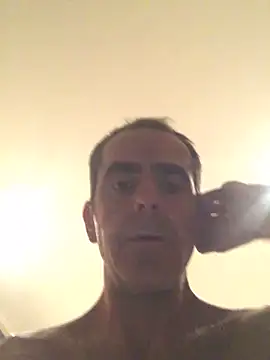 Snapshot of tiago1981pt chatting on October 28, 2025, 5:15 pm tiago1981pt online show from October 28, 2025, 5:15 pm