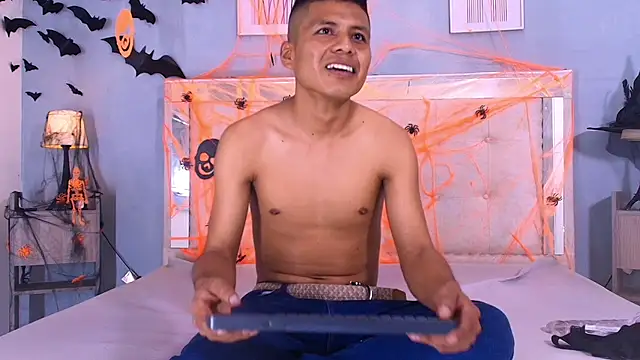 marcus hans  online show from October 28, 2025, 6:10 pm