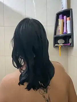 xoxo milk online show from February 21, 2026, 7:48 pm