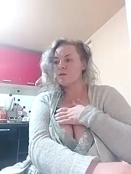 Mommygetnaughty online show from October 16, 2025, 3:57 pm