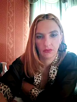 Snapshot of LaraDiva7799 chatting on October 12, 2025, 10:47 am LaraDiva7799 online show from October 12, 2025, 10:47 am