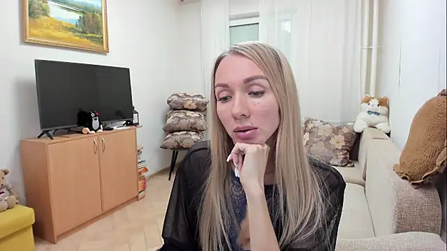 AlisiaCat online show from March 11, 2026, 4:46 pm