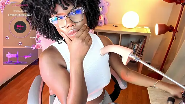 kehlannis  online show from February 27, 2026, 7:58 pm