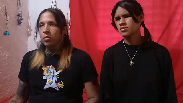 Snapshot of Couple_Moth666 chatting on October 9, 2025, 8:40 pm Couple Moth666 online show from October 9, 2025, 8:40 pm