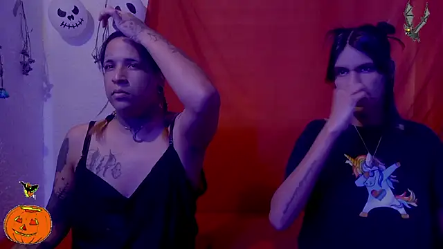 Snapshot of Couple_Moth666 chatting on October 24, 2025, 12:34 pm Couple Moth666 online show from October 24, 2025, 12:34 pm