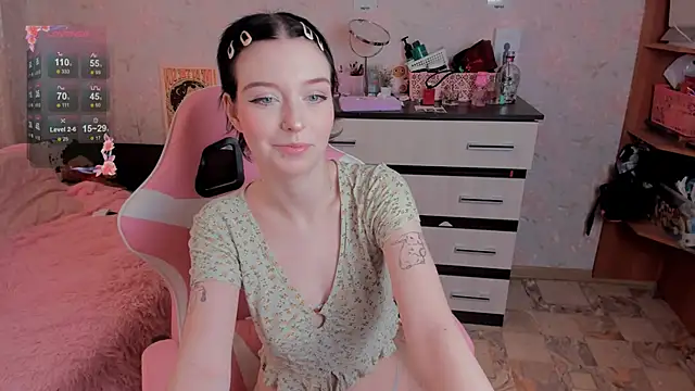 margopink online show from October 19, 2025, 10:27 am