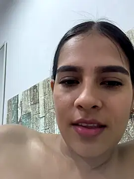 Snapshot of Valery_lux16 chatting on September 27, 2025, 1:32 am Valery lux16 online show from September 27, 2025, 1:32 am