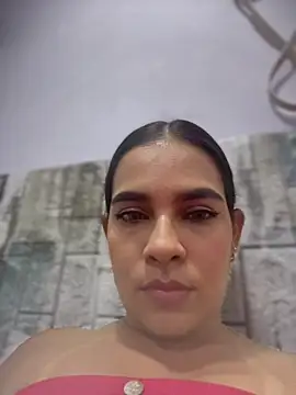 Snapshot of Valery_lux16 chatting on March 26, 2026, 2:55 pm Valery lux16 online show from March 26, 2026, 2:55 pm