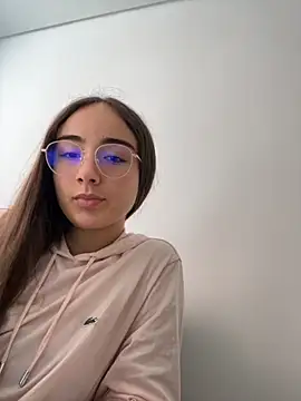 Snapshot of Innerpeace_ chatting on September 24, 2025, 5:05 pm Innerpeace online show from September 24, 2025, 5:05 pm