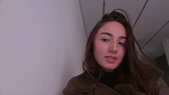 Snapshot of Innerpeace_ chatting on October 23, 2025, 8:29 pm Innerpeace online show from October 23, 2025, 8:29 pm