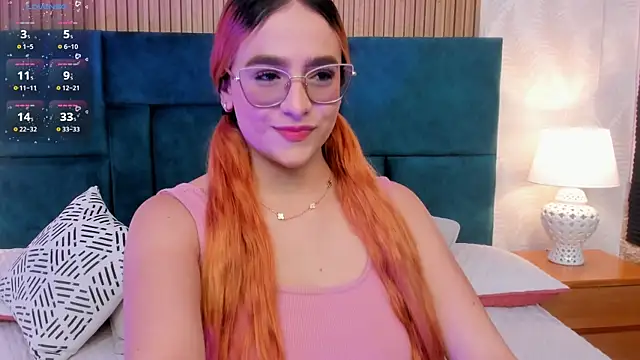 Snapshot of Amber_kiss_ chatting on October 1, 2025, 6:25 pm Amber kiss online show from October 1, 2025, 6:25 pm