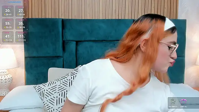 Snapshot of Amber_kiss_ chatting on October 7, 2025, 6:27 pm Amber kiss online show from October 7, 2025, 6:27 pm