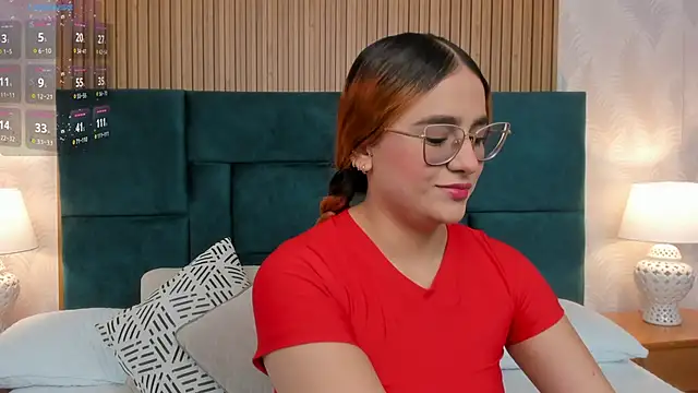 Snapshot of Amber_kiss_ chatting on October 8, 2025, 6:27 pm Amber kiss online show from October 8, 2025, 6:27 pm