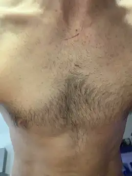 Snapshot of alessiobaz chatting on March 22, 2026, 11:24 am alessiobaz online show from March 22, 2026, 11:24 am