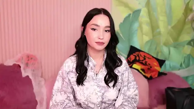 Snapshot of Amanda_Choi chatting on October 30, 2025, 8:42 pm Amanda Choi online show from October 30, 2025, 8:42 pm