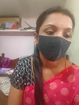 Snapshot of Tamil_Swathi chatting on May 9, 2026, 5:23 am Tamil Swathi online show from May 9, 2026, 5:23 am