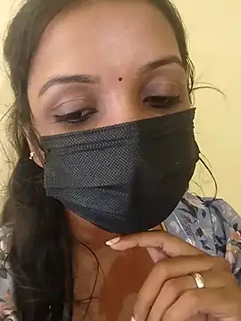Snapshot of Tamil_Swathi chatting on July 19, 2026, 10:52 am Tamil Swathi online show from July 19, 2026, 10:52 am