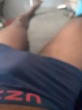 Snapshot of Blackveins32 chatting on October 15, 2025, 6:02 am Blackveins32 online show from October 15, 2025, 6:02 am