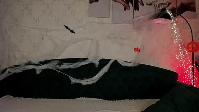 Snapshot of Vincent_Pots chatting on October 25, 2025, 5:37 am Vincent Pots online show from October 25, 2025, 5:37 am