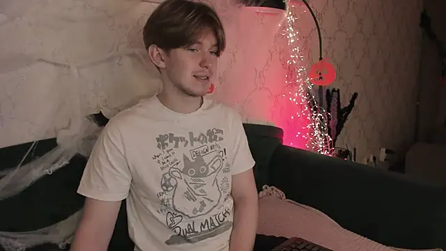 Snapshot of Vincent_Pots chatting on October 29, 2025, 6:04 am Vincent Pots online show from October 29, 2025, 6:04 am