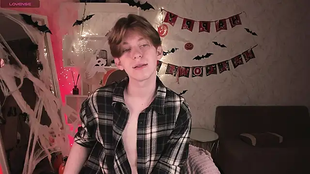 Snapshot of Vincent_Pots chatting on November 2, 2025, 7:00 am Vincent Pots online show from November 2, 2025, 7:00 am