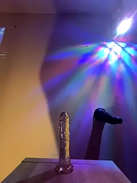 Reine du Vice84 online show from November 4, 2025, 12:10 am