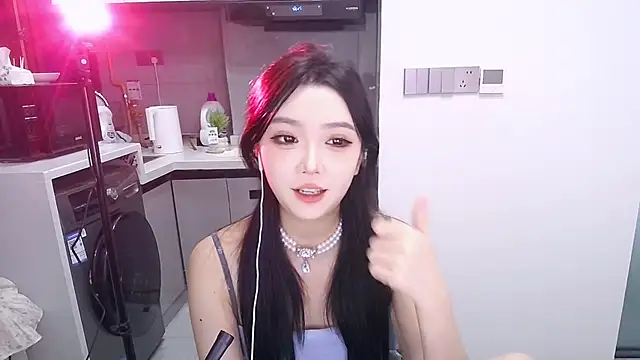 Miao-Maimiao online show from September 24, 2025, 2:53 pm