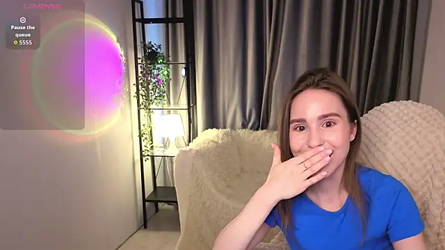  online show from October 17, 2025, 5:21 am