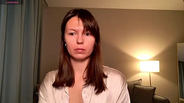 EllaCanny online show from May 9, 2026, 1:55 am